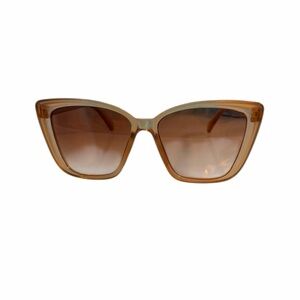 Chic Tan Cat Eye Sunglasses